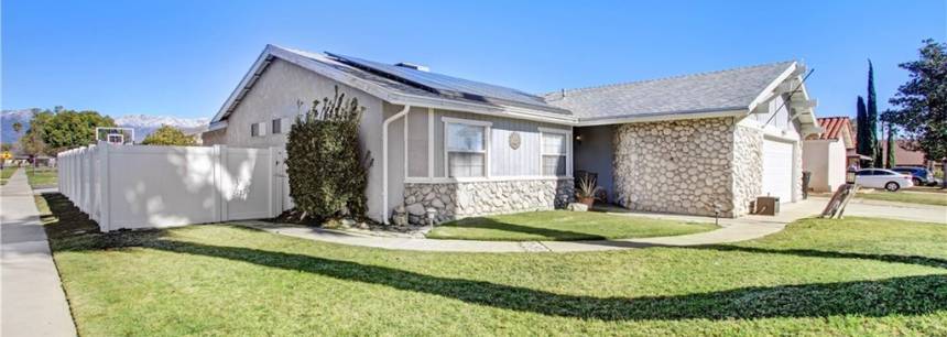 886 W La Gloria Dr