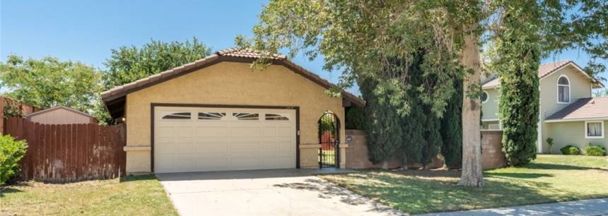 2424 E Avenue R4