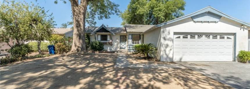 10415 Gothic Ave