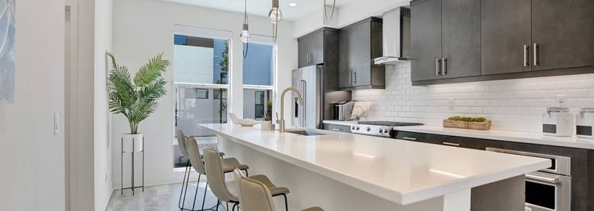 1674 Topanga