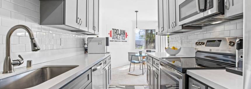 2345 Roscomare Rd 302