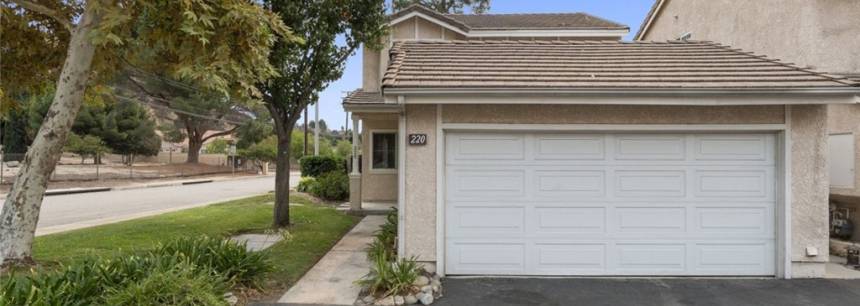 220 Windsong Ct