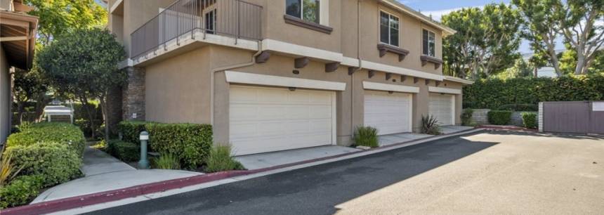 17832 Elm Ct