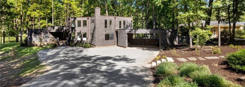 304 Berwickshire Dr