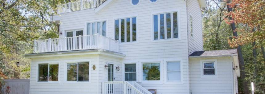 55 Riverside Dr
