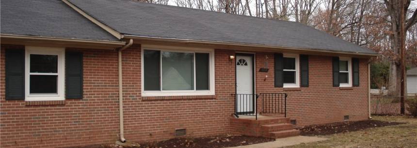 1004 Diane Ln