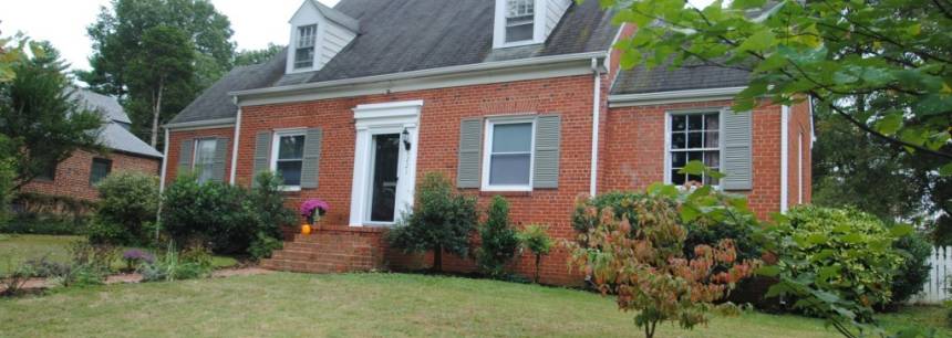 3221 Douglasdale Rd