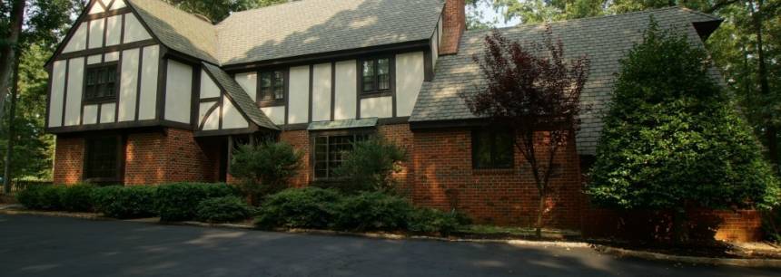 2400 Castlebridge Rd