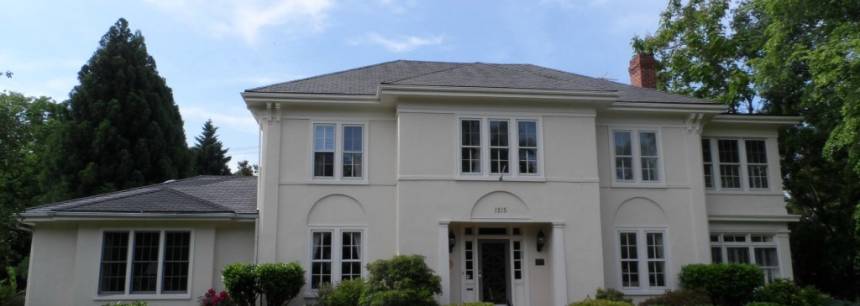 1215 Confederate Ave