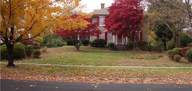 3004 Seminary Ave