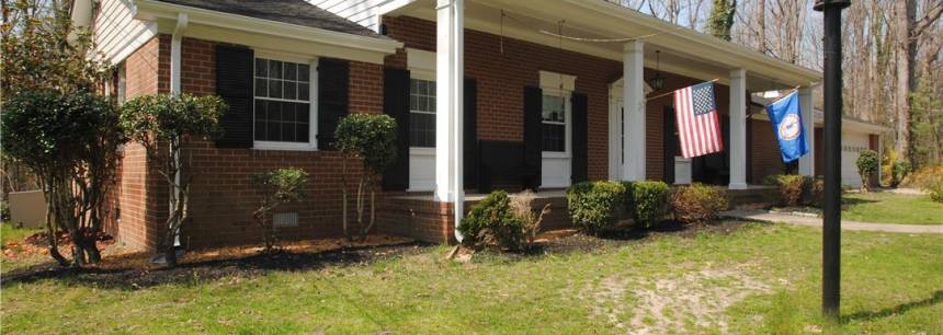 1966 Stonehenge Dr
