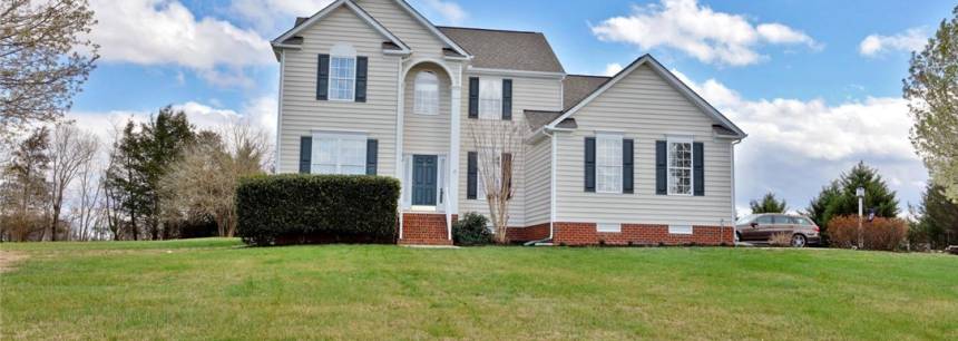 2404 Bridle Rdg