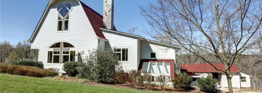 2710 River Road West