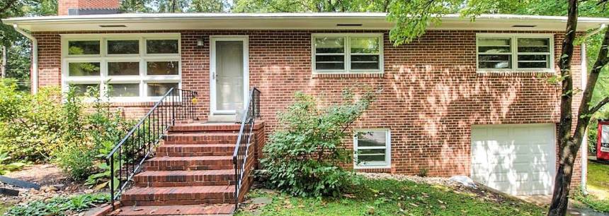 6916 Montauk Dr