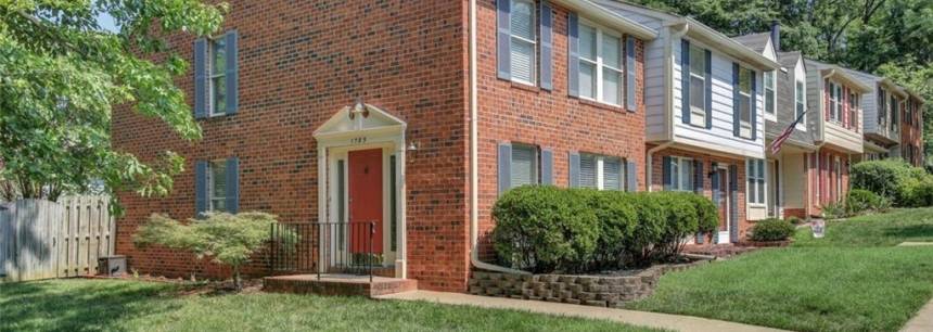 1785 Robins Nest Ct