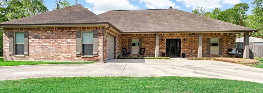170 Woodlawn Dr