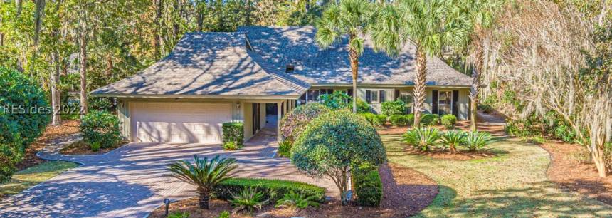 5 Ridgewood Ln