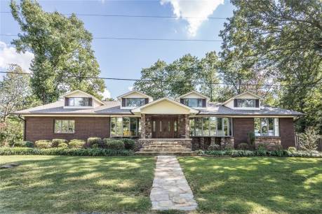2 Pembroke Cir