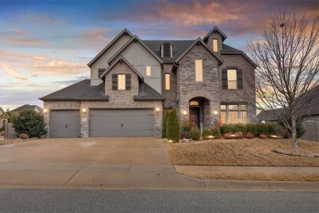 1620 Glastonbury Dr