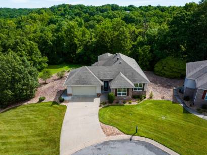 64 Highland Pkwy