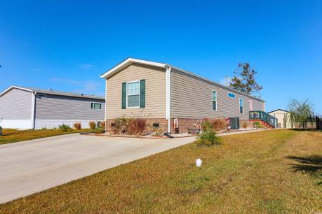 320 Hangar Ct.
