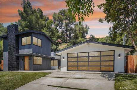 5711 Rawlings Ave