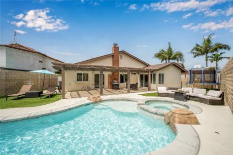 20462 Running Springs Ln