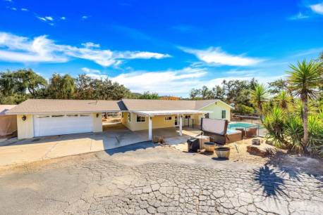 16782 Lake Wohlford Ln