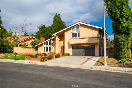 10332 Steven Pl