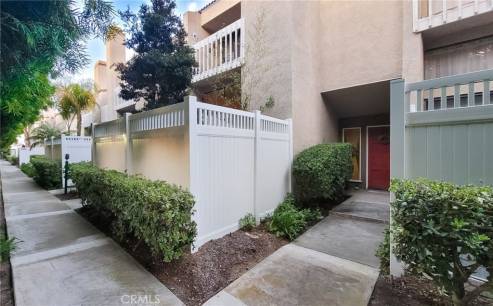 380 W Wilson St 28