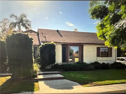 2409 Ostrom Ave