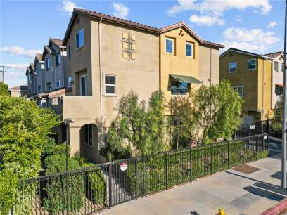 16863 Balboa Ln