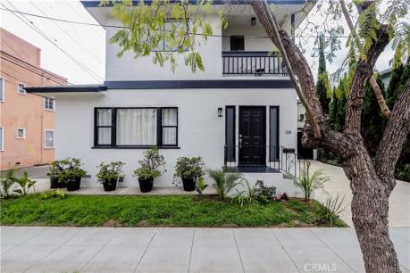 120 Esperanza Ave