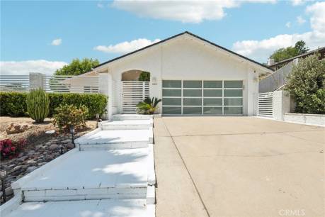11451 Amigo Ave
