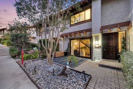 1623 Camino De Villas