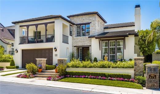 8 Mackenzie Ln