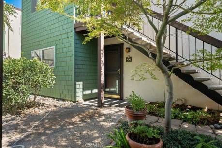 555 Vallombrosa Ave 55