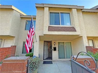 2104 S June Pl
