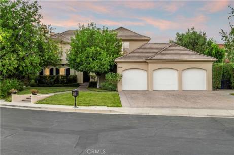 18890 Carmel Crest Dr