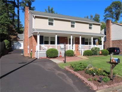 1208 Dinwiddie Ave