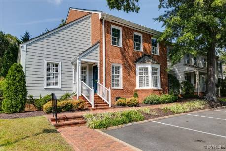 300 N Ridge Rd 81