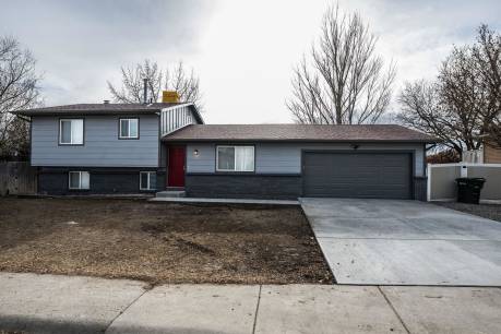 2899 Jean Lane