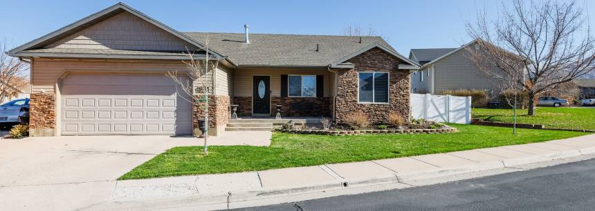 525 Aspen Meadow Dr