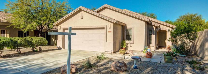 17438 W Coyote Trail Dr