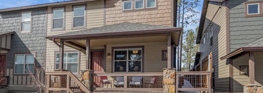 2538 W Josselyn Dr