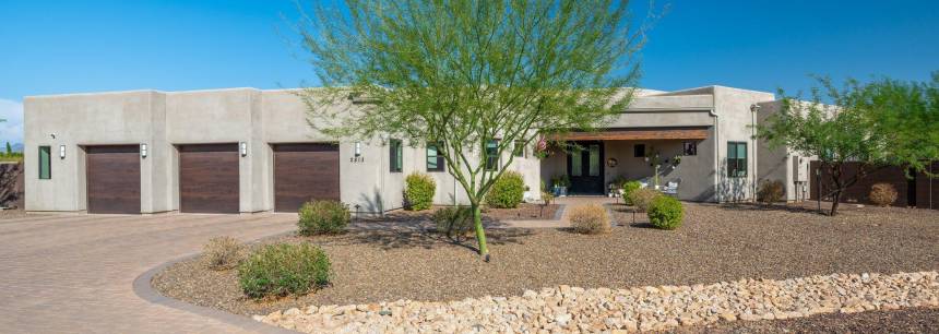 2813 W Carriage Dr