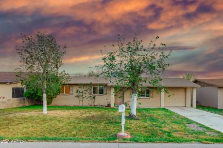7431 E Crescent Cir