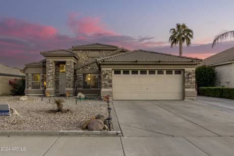13215 W Tara Ln