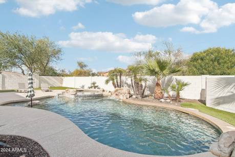 18150 W Las Cruces Dr