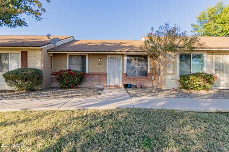 8907 W Desert Jewel Dr